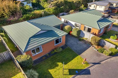 Photo of property in 16 Pohutukawa Grove, Titahi Bay, Porirua, 5022