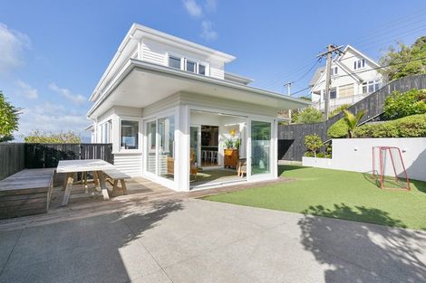 Photo of property in 20 Roscoe Terrace, Wadestown, Wellington, 6012