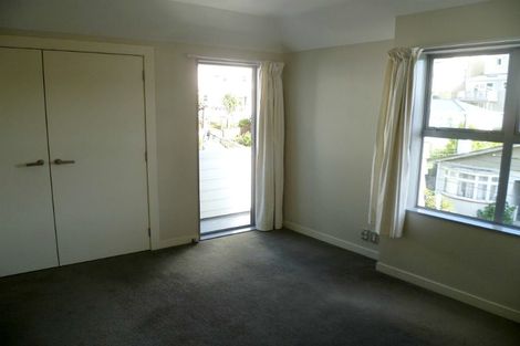 Photo of property in 3 Papawai Terrace, Mount Cook, Wellington, 6021