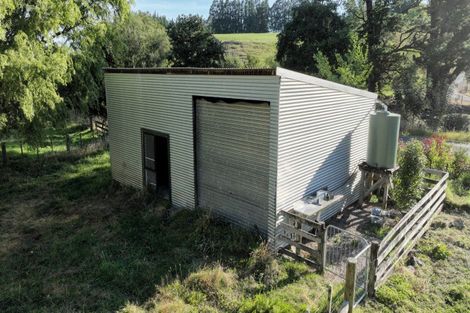 Photo of property in 84 Falloon Settlement Road, Kaituna, Masterton, 5888