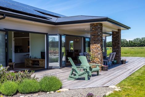 Photo of property in 33 Spencer Lane, Greytown, 5712