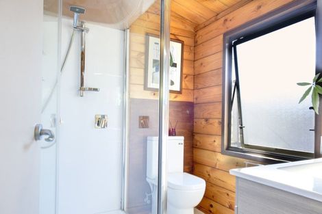 Photo of property in 17 Rice Crescent, Newlands, Wellington, 6037