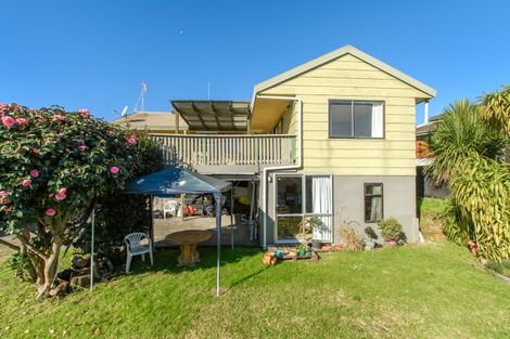Photo of property in 52 Lagoon Place, Poike, Tauranga, 3112