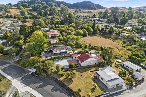 Photo of property in 14 Hill Street, Te Kuiti, 3910