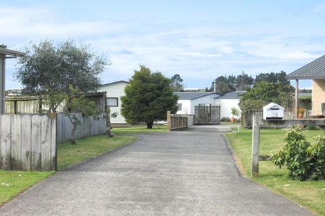 Photo of property in 12 Willow Grove, Tairua, 3508