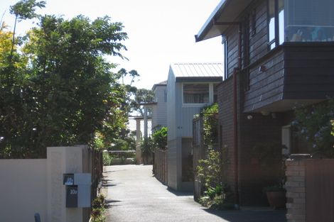 Photo of property in 10 Castor Road, Castor Bay, Auckland, 0620