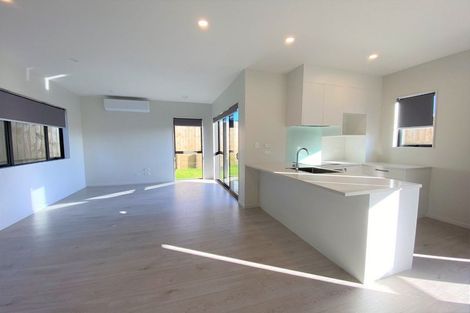 Photo of property in 7/39 Renata Crescent, Te Atatu Peninsula, Auckland, 0610
