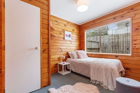 Photo of property in 38 Elizabeth Drive, West Harbour, Auckland, 0618