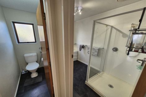 Photo of property in 2/92 North Avon Road, Richmond, Christchurch, 8013