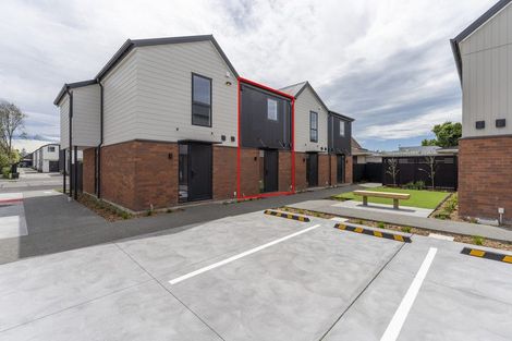 Photo of property in 2/132 Tancred Street, Linwood, Christchurch, 8062