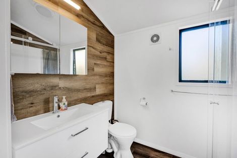 Photo of property in 97 Cordelia Street, Stratford, 4332