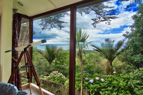 Photo of property in 10 Kohu Road, Titirangi, Auckland, 0604