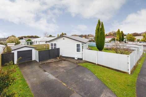 Photo of property in 87 Sutherland Crescent, Westbrook, Palmerston North, 4412