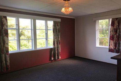 Photo of property in 24 Victory Avenue, Karori, Wellington, 6012