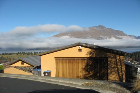 Photo of property in 6a Limerick Lane, Queenstown, 9300