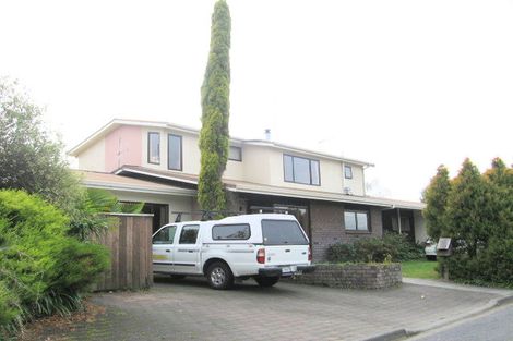 Photo of property in 2 Churchill Drive, Taradale, Napier, 4112