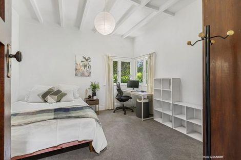 Photo of property in 124 Glenmore Street, Northland, Wellington, 6012