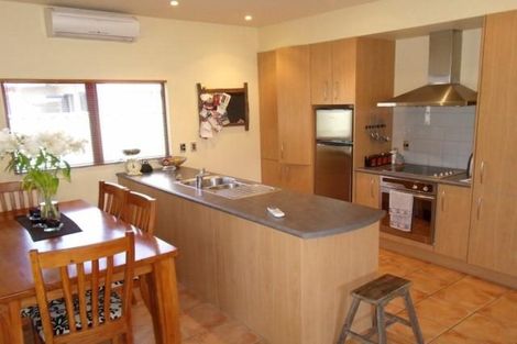 Photo of property in 40a Kensington Drive, Taradale, Napier, 4112