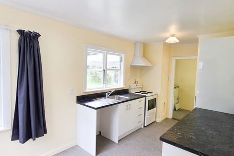 Photo of property in 52 Sunny Grove, Wainuiomata, Lower Hutt, 5014
