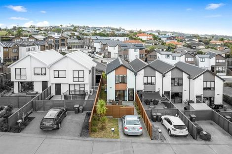 Photo of property in 8 Orca Drive, Stanmore Bay, Whangaparaoa, 0932