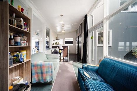 Photo of property in 106 Queen Street, North Dunedin, Dunedin, 9016