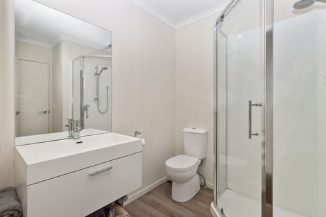 Photo of property in 215u1 Massey Street, Frankton, Hamilton, 3204