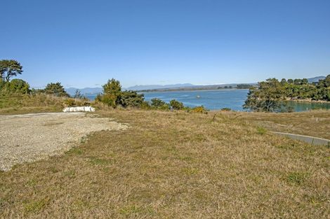 Photo of property in 15 Fairburn Place, Kaiteriteri, 7197