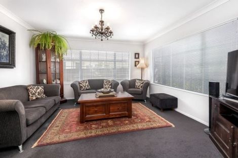 Photo of property in 201 Kilkenny Drive, East Tamaki Heights, Auckland, 2016