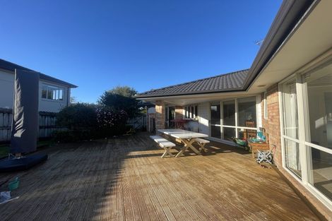 Photo of property in 83 Te Wharau Drive, Greenhithe, Auckland, 0632
