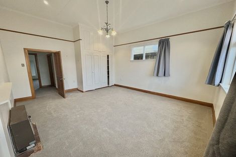 Photo of property in 3 Douro Avenue, Newtown, Wellington, 6021