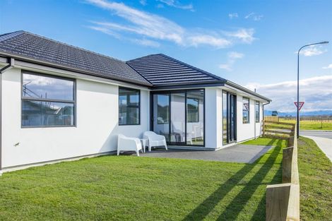 Photo of property in 40 Crossley Avenue, Woodend, 7610