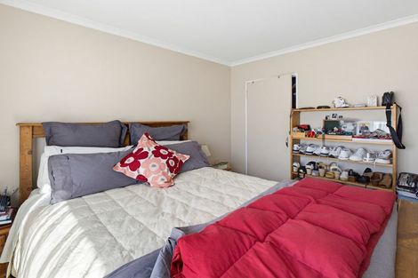 Photo of property in 14 Escort Grove, Awapuni, Palmerston North, 4412