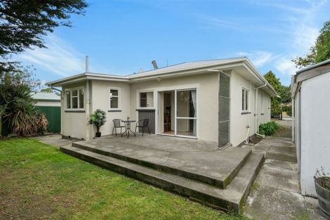 Photo of property in 130 Middlepark Road, Sockburn, Christchurch, 8042