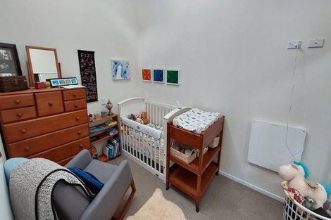 Photo of property in Pirie Street Townhouses, 15/35u Pirie Street, Mount Victoria, Wellington, 6011