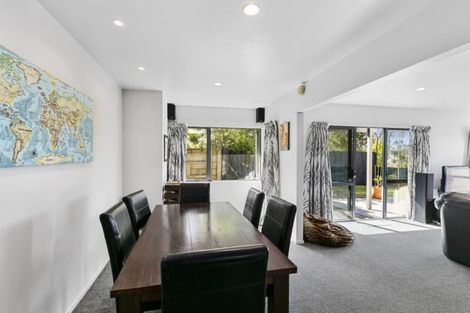 Photo of property in 4 Atamira Close, Churton Park, Wellington, 6037