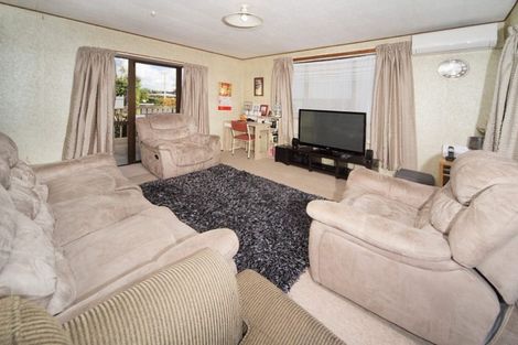 Photo of property in 21 Hillcrest Avenue, Hillcrest, Auckland, 0627