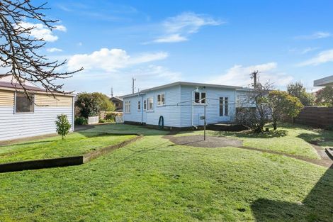 Photo of property in 4 Milton Street, Stokes Valley, Lower Hutt, 5019