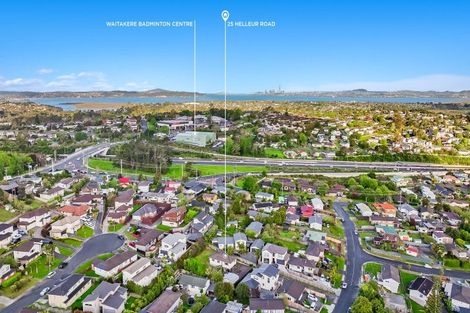 Photo of property in 25 Helleur Road, Massey, Auckland, 0614