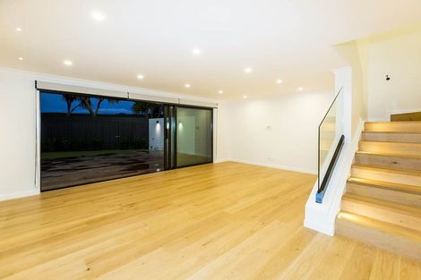 Photo of property in 2 Mudie Street, Alicetown, Lower Hutt, 5010