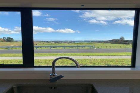 Photo of property in 115 Mutetai Road, Clarks Beach, 2122