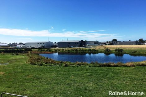 Photo of property in 2/22 Ashley Place, Papamoa Beach, Papamoa, 3118