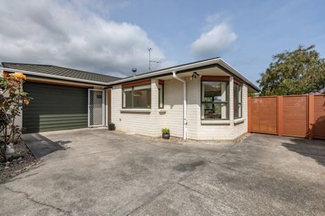 Photo of property in 52a Parata Street, Waikanae, 5036