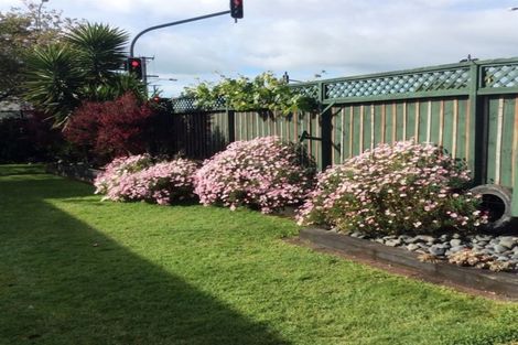 Photo of property in 1/16 Opaheke Road, Papakura, 2110