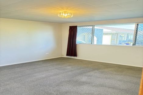 Photo of property in 1/801 Hastings Street North, Hastings, 4122