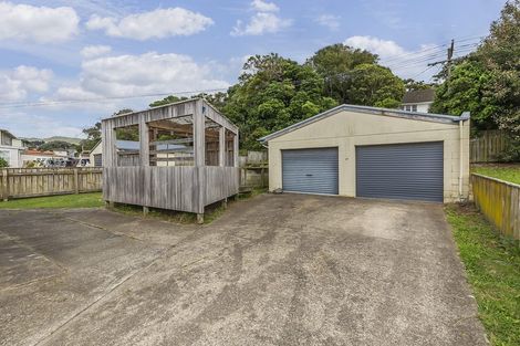 Photo of property in 52 Mungavin Avenue, Ranui, Porirua, 5024