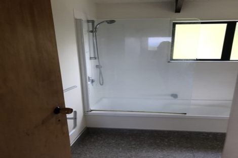 Photo of property in 17 Shastri Terrace, Khandallah, Wellington, 6035