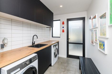 Photo of property in 114 Halcombe Road, Feilding, 4775