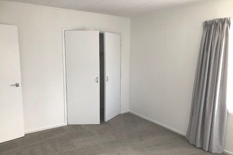 Photo of property in 21 Ranui Avenue, Ranui, Auckland, 0612