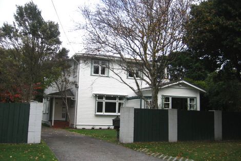Photo of property in 26 Hinau Street, Woburn, Lower Hutt, 5010