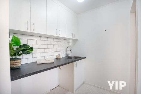 Photo of property in 4 Curacao Place, Grenada Village, Wellington, 6037